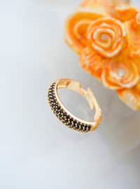 Jeweler's Work Zircon Ring Gold Color