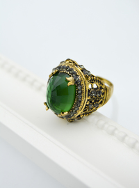 Vintage Green Stone Ring Green