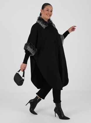 Femme Vêtements Sweats et pull overs Ponchos et robes poncho Cape Synthétique No Secrets en coloris Noir 