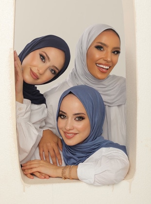 مجموعة من 3 حجابات قماش فاخر من الجيرسي - الأزرق الداكن-الأزرق الفاتح- الأزرق  - Beyzak Store 