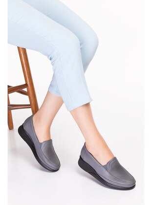 Gondol Gray Casual Shoes