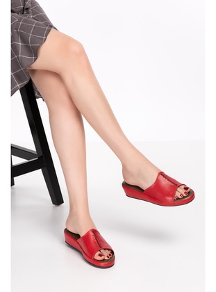 Gondol Red Home Shoes