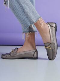  Silver tone Flat Shoes