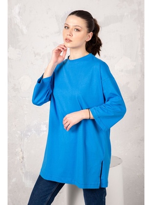 Blue - T-Shirt - Melike Tatar