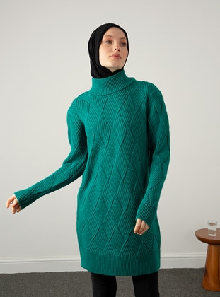 Por La Cara Green Knit Tunics