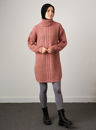  Knit Sweater Tunic With Hair Braid Detail Deep Pink