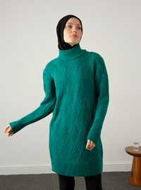  Green Knit Tunics