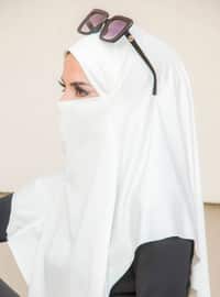 حجابات جاهزة أبيض