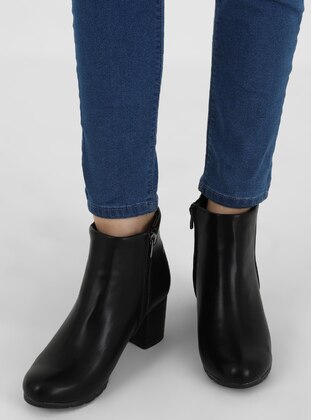 Heel Boots Black
