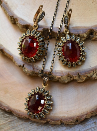 Ruby Stone Set - Red