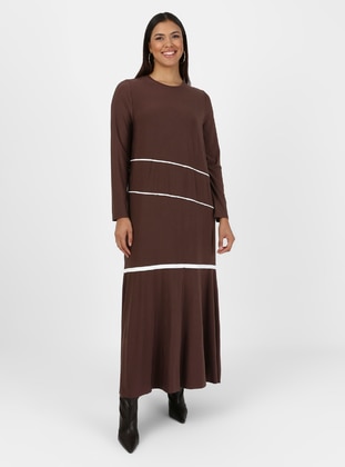 Plus Size Knitted Dress With Piping Detail Bitter