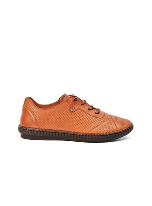 Voyager Tan Casual Shoes