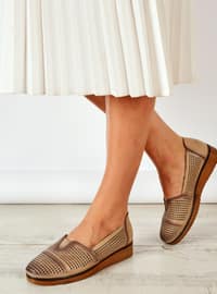  Beige Casual Shoes