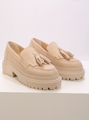 Shoeberry Beige Casual Shoes