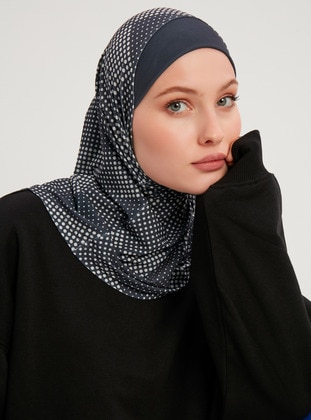 حجابات جاهزة أزرق داكن ŞALESS