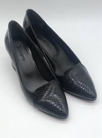 High Heel Shoes Black