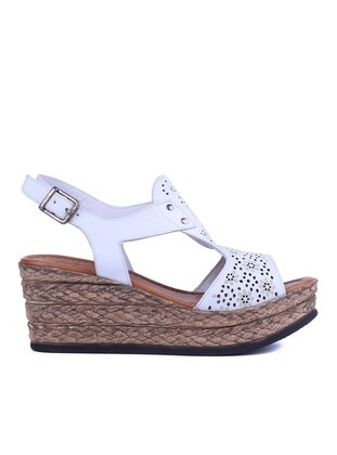 Shoetyle White Sandal