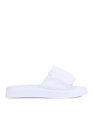 Shoetyle White Slippers
