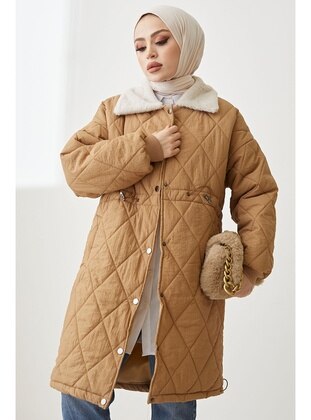 Camel - Puffer Jackets - In Style