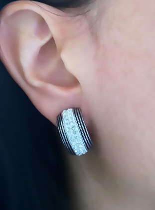 Silver tone - Earring - im Design