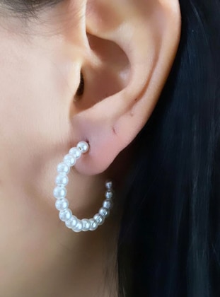 White - Earring - im Design