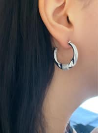 Silver tone - Earring