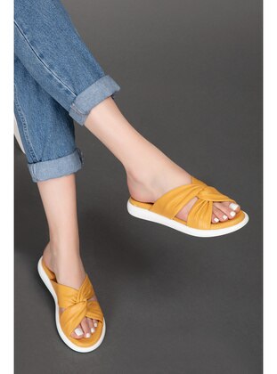 Sandal - Mustard - Slippers - Gondol