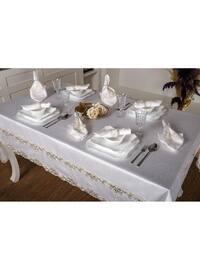  Cream Dinner Table Textiles