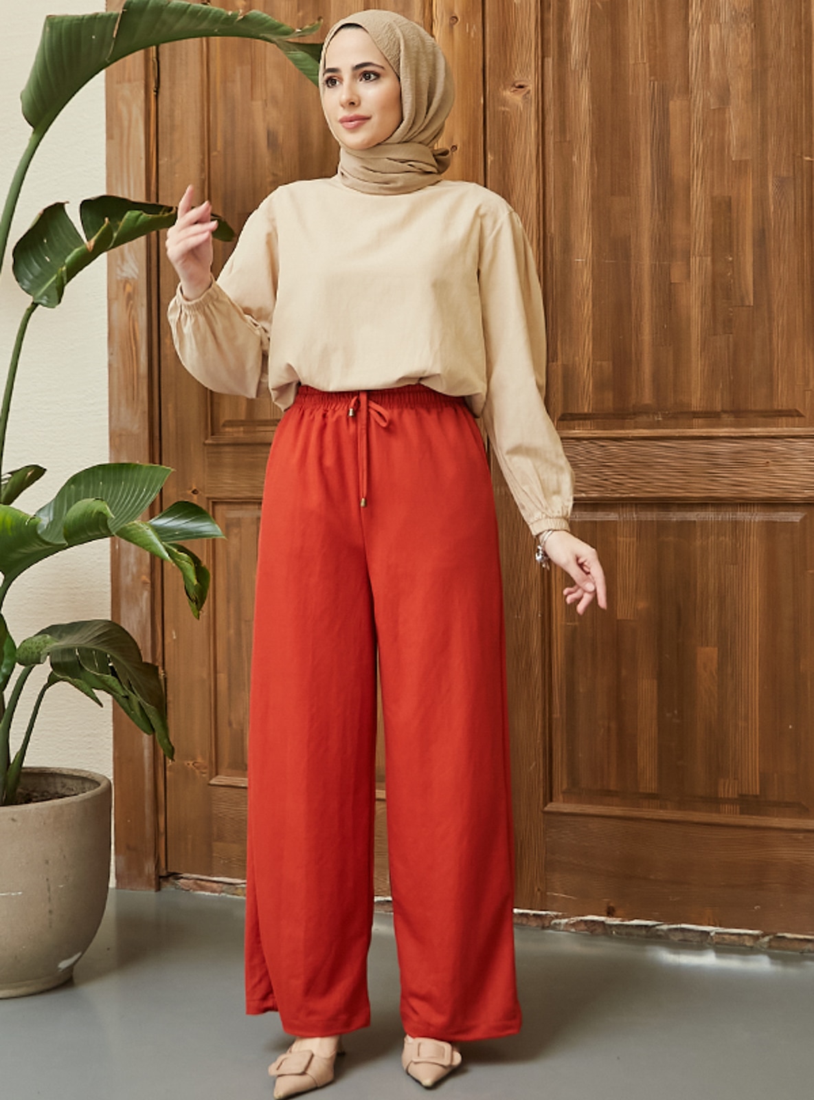 Draper Pant in Brick Red in 2023  Pull on pants, Hampden clothing, Pants