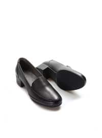 شفاف - أحذية كاجوال
