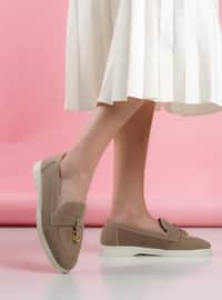Casual - Cream - Casual Shoes