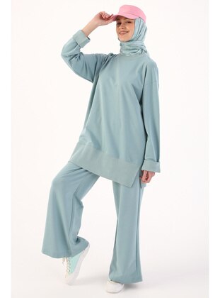 Dark Mint Tracksuit Set With Ribbed Sleeves And Skirt