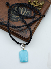 Collier en Jade Bleu