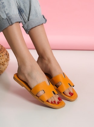 Mustard - Flat Slippers - Slippers - Ayakkabı Havuzu