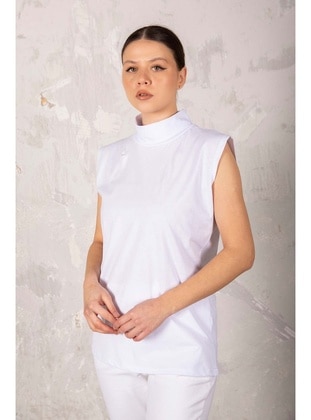 White - T-Shirt - Melike Tatar