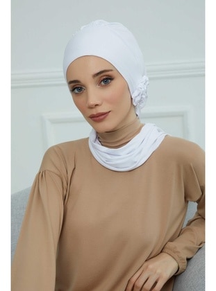 أبيض - حجابات جاهزة - Aisha`s Design