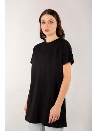 Black - T-Shirt - Melike Tatar