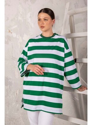 Green - T-Shirt - Melike Tatar