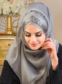 اللون الفضي - من لون واحد - حجابات جاهزة
