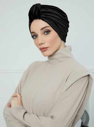 Black - 13gr - Plain - Simple - Bonnet - Aisha`s Design