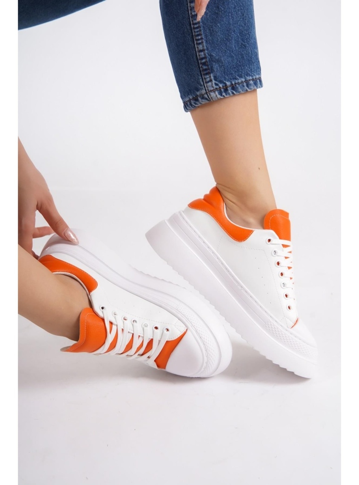 Rekvisitter sokker avis Orange - Sport - 1000gr - Sports Shoes