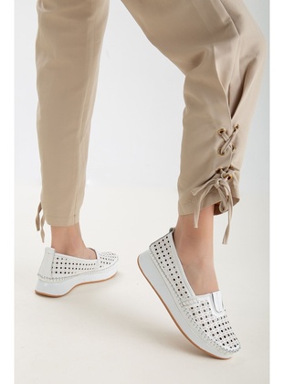 White - Casual Shoes - Ayakkabı Frekansı