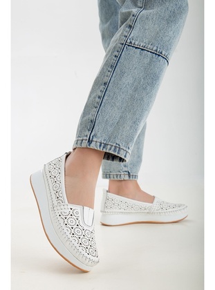 White - Casual Shoes - Ayakkabı Frekansı
