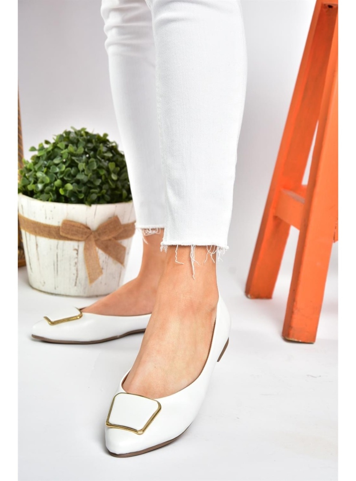 White - Flat - Flat Shoes
