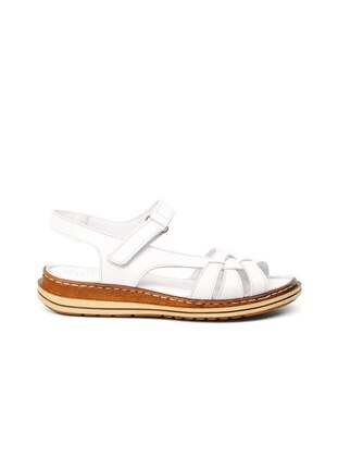 Clavi White Sandal