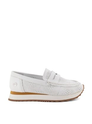 White - Casual - Casual Shoes - Mammamia