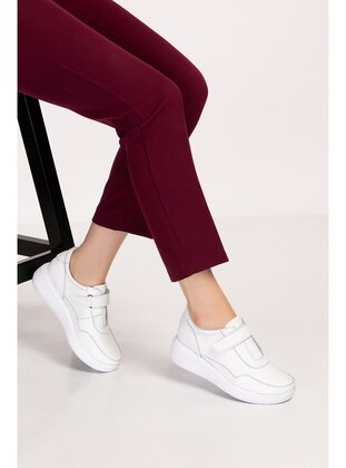 Comfort Shoes - White - Casual Shoes - Gondol