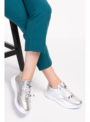 Sport - Silver color - Sports Shoes - Gondol