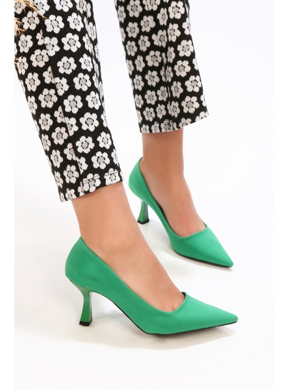 Stilettos & Shoes - Light Green - Heels