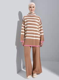 Camel - Stripe - Unlined - Polo neck - Knit Suits